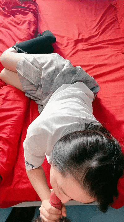 163dbede72fe24e33 (2).gif