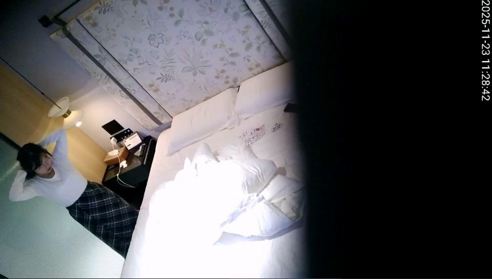 bandicam 2025-11-24 14-27-51-185.mp4_20251124_164613.480.jpg