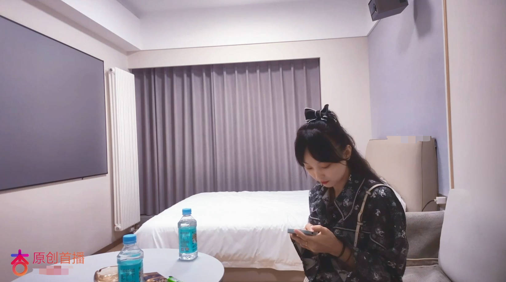 新人探花大飞哥约炮极品外围长相甜美性格腼腆小穴特别紧在床上极度反差骚浪111.jpg.jpg