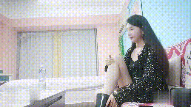3000约操97年女主播 妹子骑乘特别认真.mp4_20240927_111712.gif
