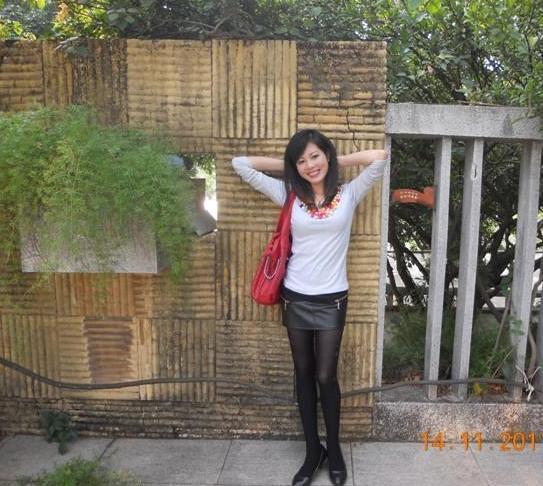 黑丝美腿.jpg